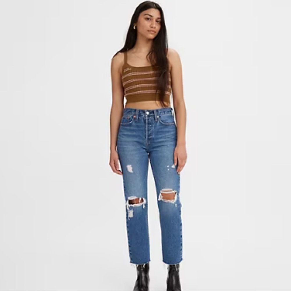 Levi’s button fly wedgie straight distressed jeans 24
